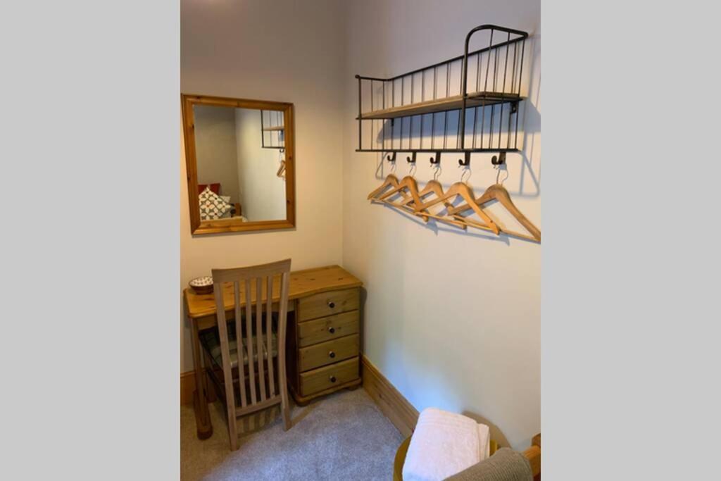 Hilltop Cottage Thropton Екстер'єр фото